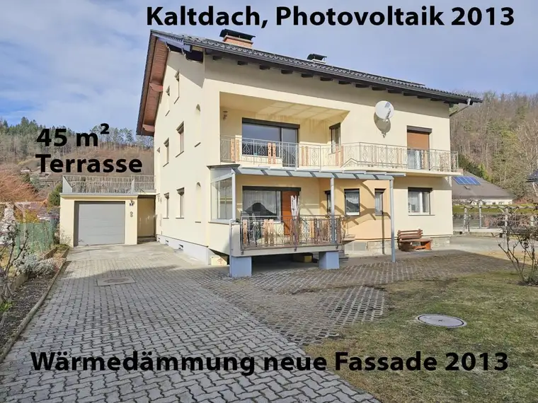 Geräumiges Familienhaus in bester Innestadtlage, neues Kaltdach, 2 Terrassen.