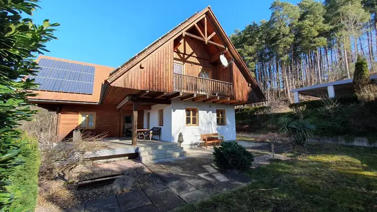 Traumhafte Alleinlage in der Südsteiermark - Sausaler Weinstraße - Videobesichtigung ansehen!