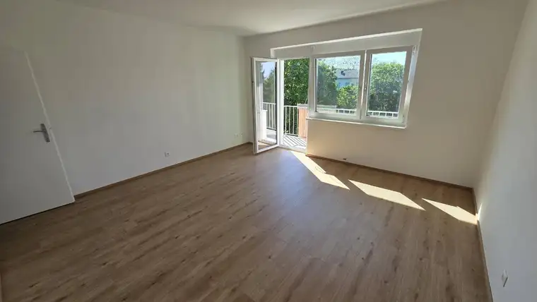 Top sanierte 3-Zimmer-Wohnung in Graz St. Leonhard – WG-tauglich!