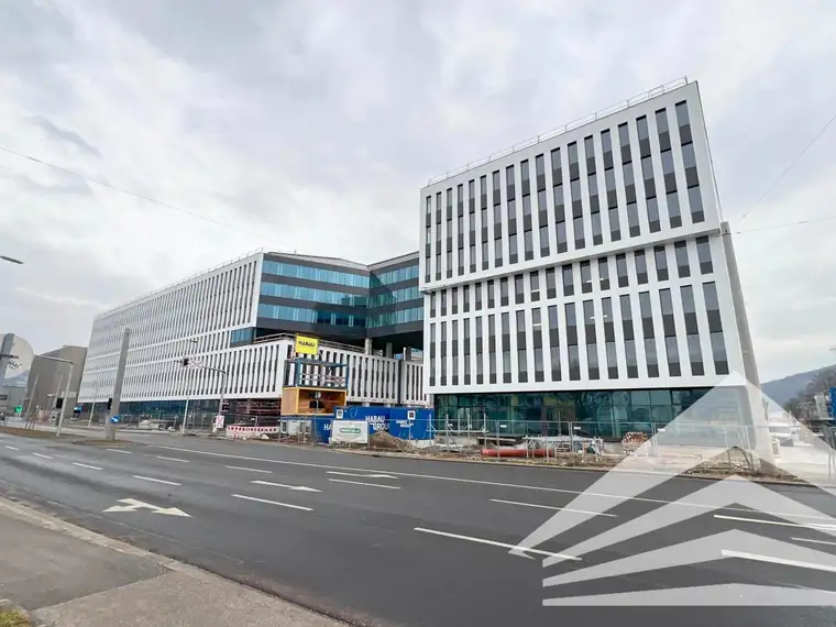 DAS HAFENPORTAL - 220 M² Gastronomiefläche zu mieten!