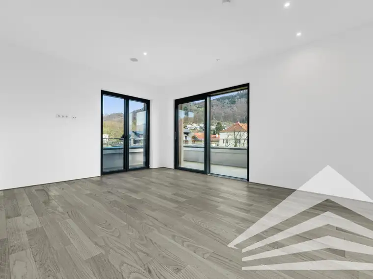 High-End Penthouse am prominenten Ostufer mit grandiosem Seeblick
