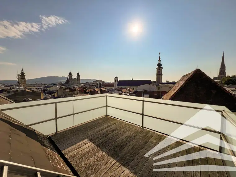 2 Zimmer Penthousewohnung mit Terrasse in Bestlage am Tummelplatz!