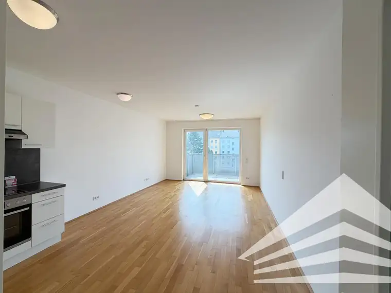 Moderne 3 Zimmer Wohnung mit Küche und Balkon in Linz