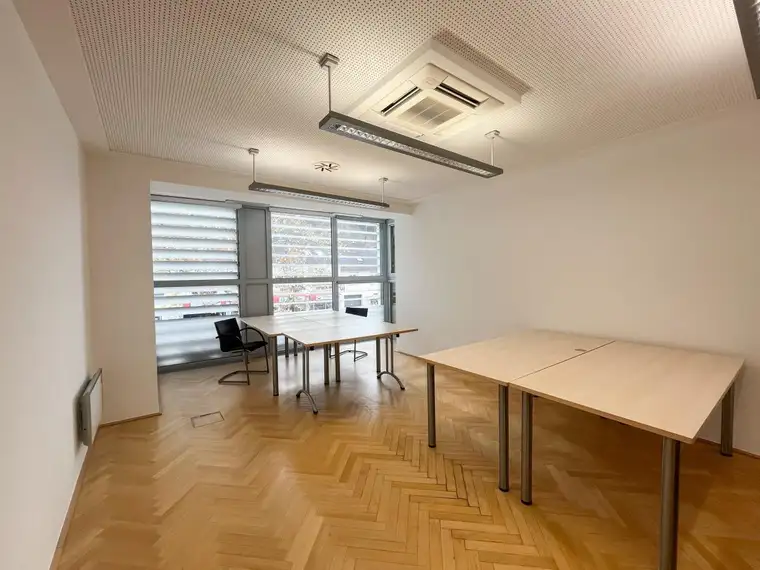 [06481] Homeoffice auslagern? Helles Büro im Zentrum, Top 2