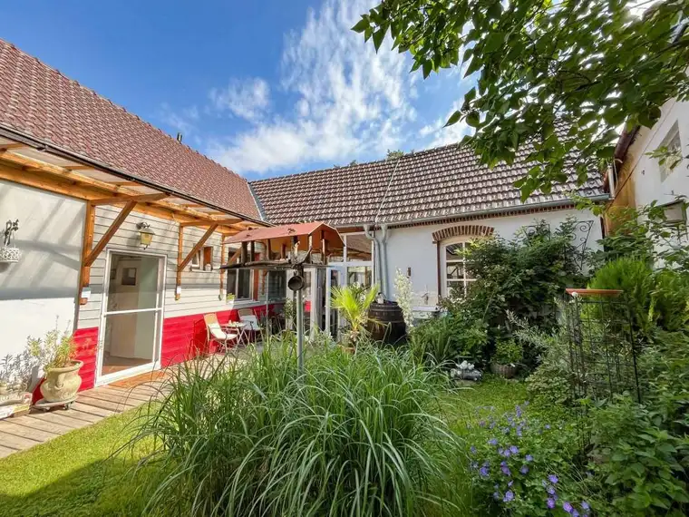 [06585] Urlaubsfeeling - renovierter Streckhof im Burgenland