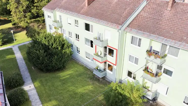 [06877] Helle 3-Zimmer Wohnung mit kleinem Balkon!