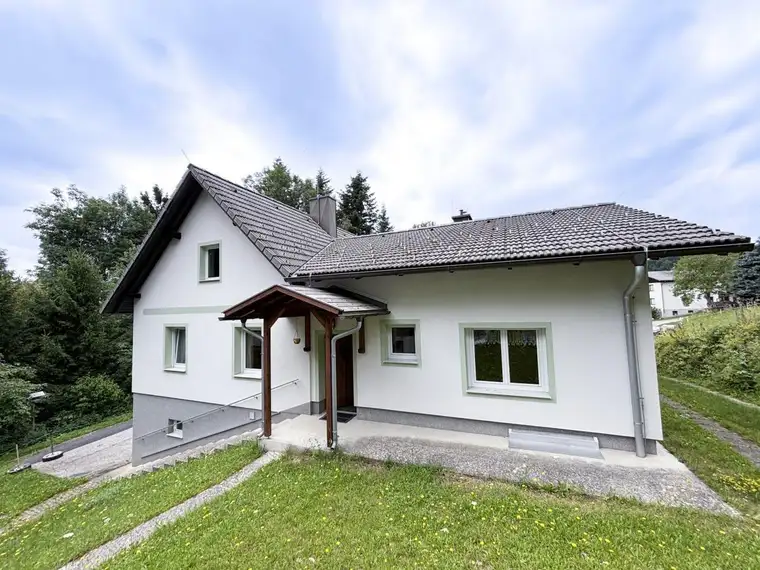 [06527] Haus mit Stall &amp; Stauraum in Ruhelage