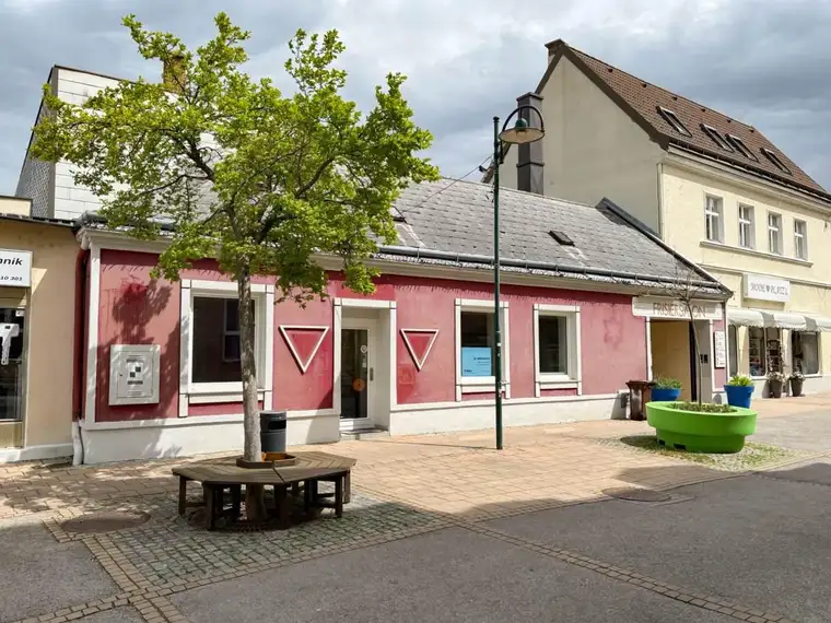 [06553] Wohn- und Geschäftshaus im Herzen der Stadt Berndorf