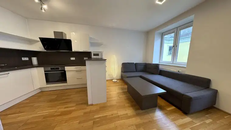 +++ INNENSTADTWOHNUNG - 5 STOCK, Lift, RUHELAGE, 2 Zimmer, TOP ZUSTAND +++