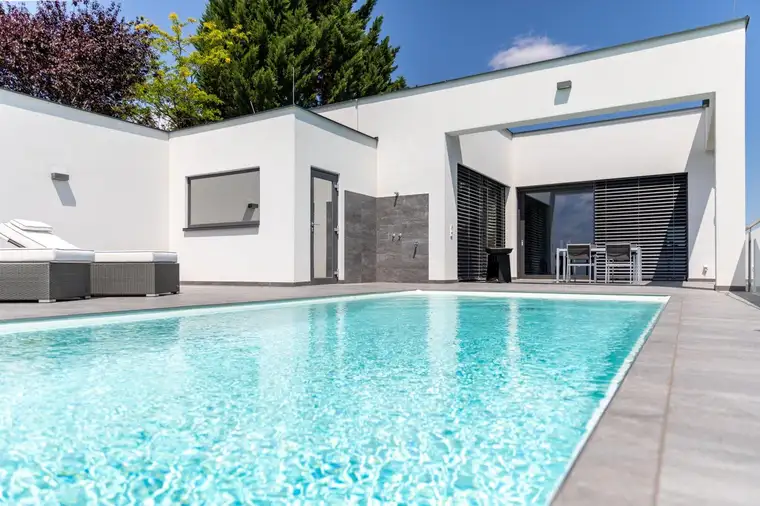 +++Exklusiver Design-Bungalow mit Salzwasser-Pool und Panoramablick über Oberpullendorf!+++