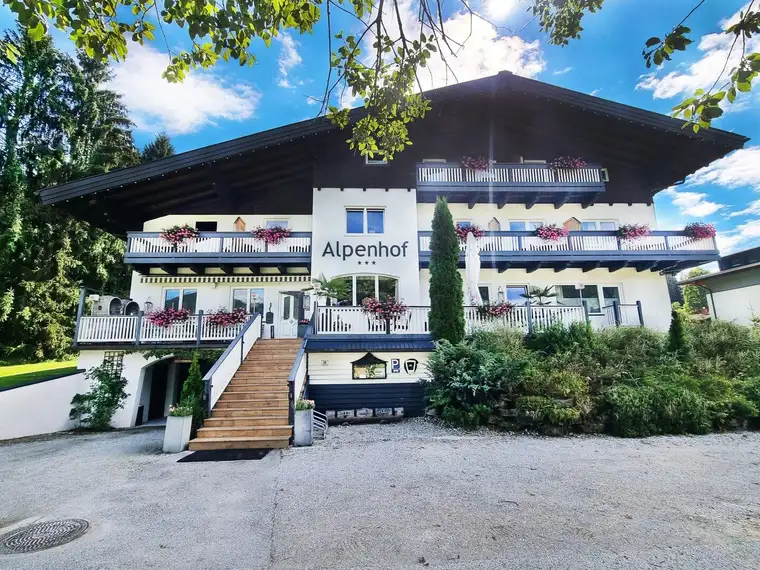 Tradition trifft auf Komfort: Alpenhof – Ein Rückzugsort für Groß und Klein in den Salzburger Alpen