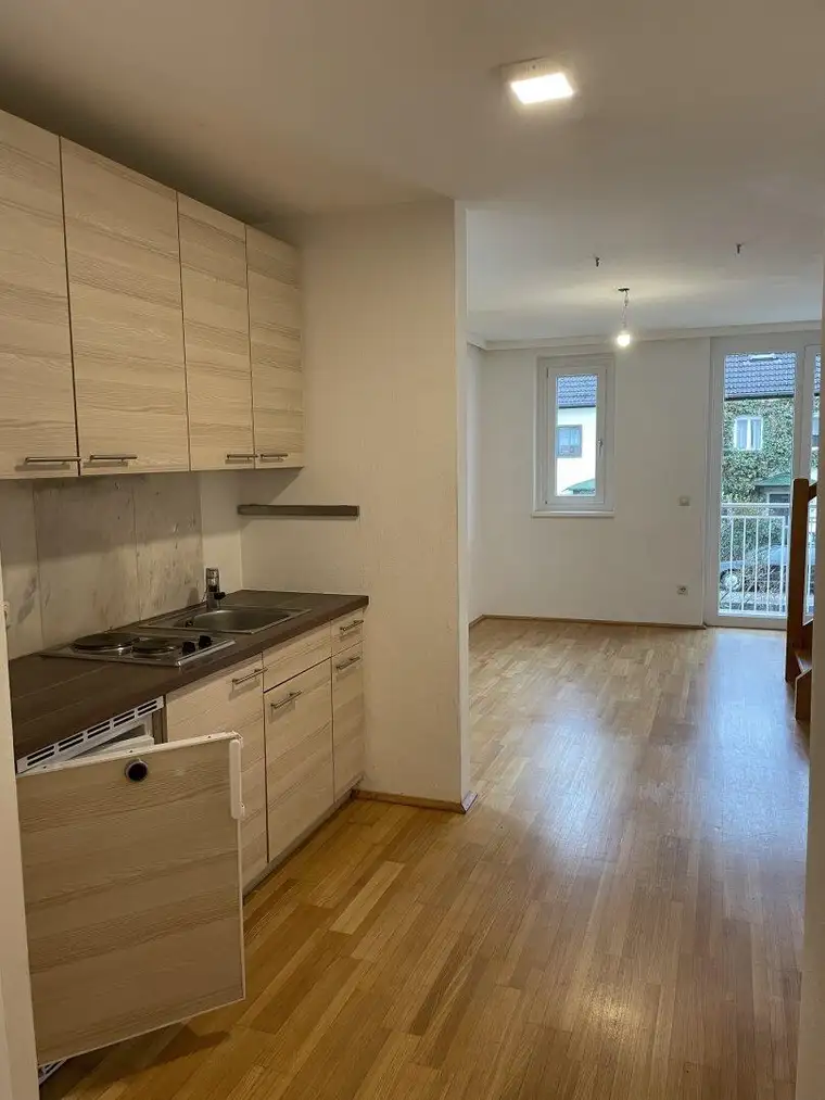Attraktive 2-Zimmer-Maisonette-Wohnung mit zwei Balkonen