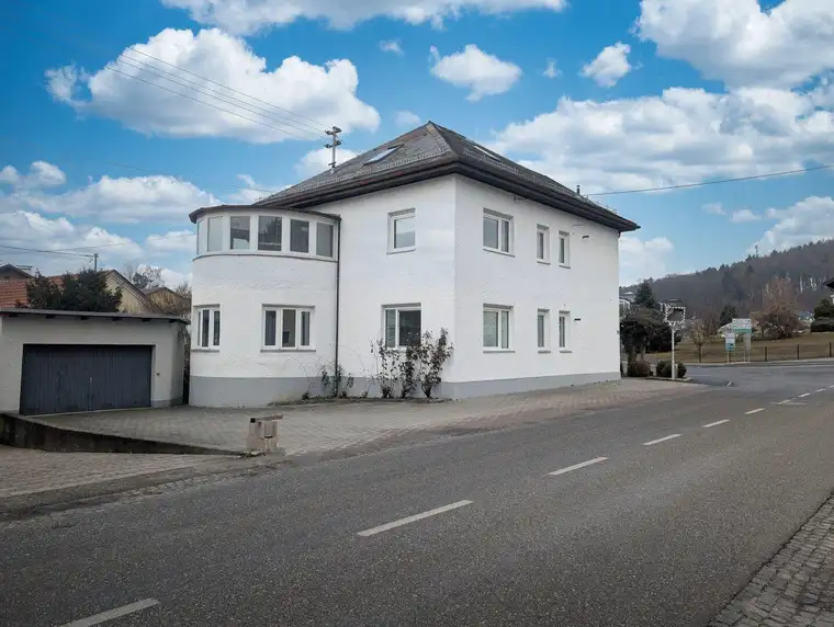 Mag.iur. Leonhard Schmidbauer-Frühwirth, Diana Aigner Immobilien