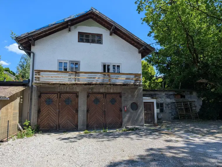 Baugrundstück mit Altbestand mit hoher Baudichte und in zentraler Lage von Salzburg-Maxglan/Riedenburg