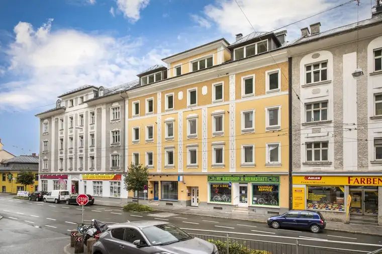 Attraktives Anlegerpaket: 2-Zi-Wohnung + Garconnière mit Balkon im Altbau