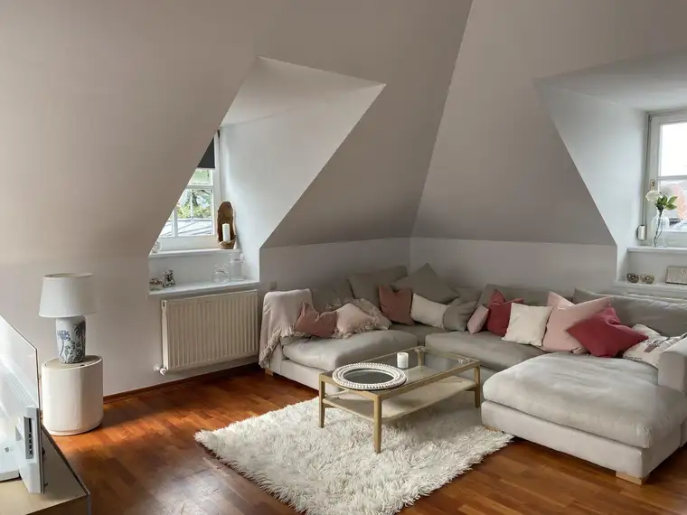 Bezaubernde Dachgeschoßwohnung im schönen Maxglan