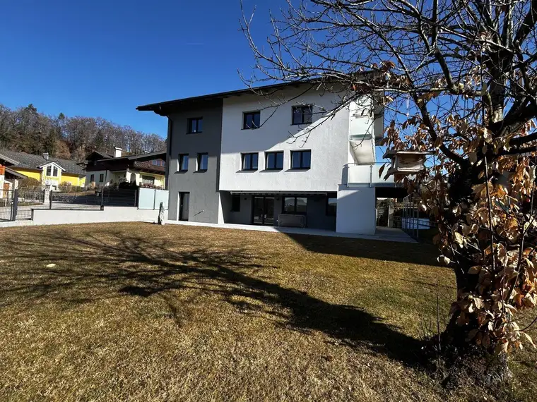 Kapitalanlage: Vermietete Garconniere in Mattsee mit Südbalkon!