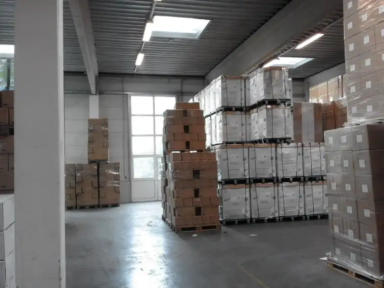 Lagerhalle, auch für Produktion geeignet