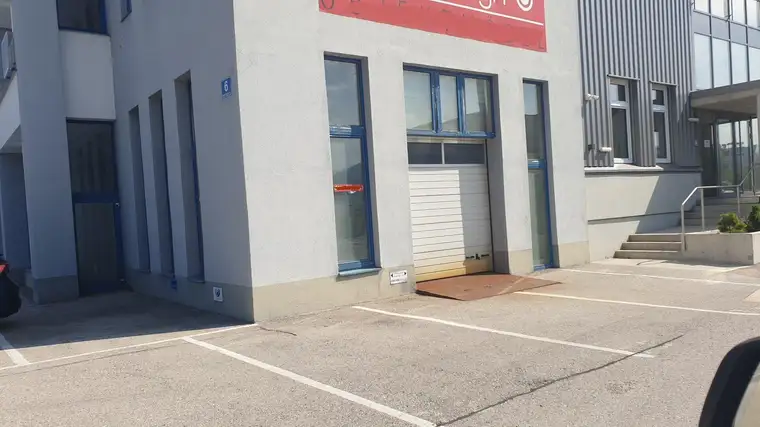 Lager / Büro in Gewerbeobjekt, Stellplätze