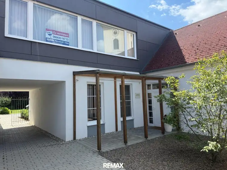 Repräsentatives helles Büro, Praxis, Studio, Atelier im Zentrum