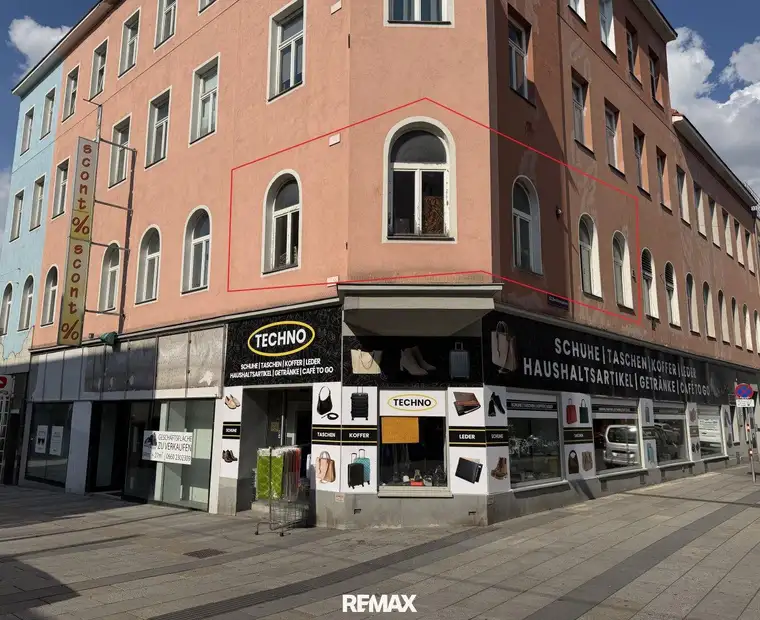 Große 3-Zimmer Wohnung mit Potenzial