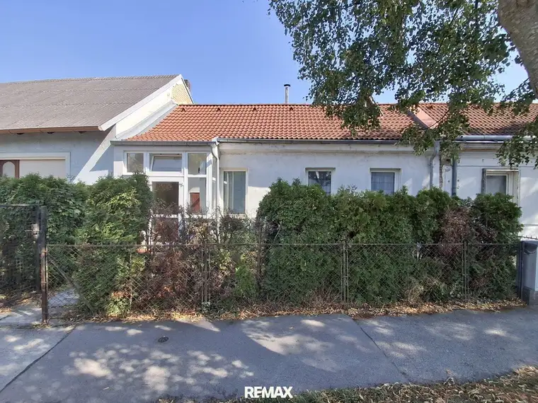 ZENTRAL! Einfamilienhaus mit großem Garten