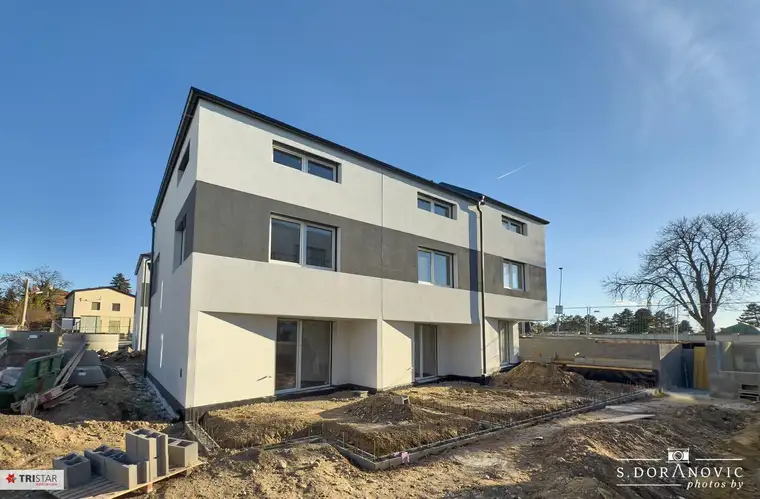 NEU! ++ KEIN BAURECHT, KEINE PACHT ++ ZIEGELMASSIV ++ BEZUGSFERTIG ++ 12 REIHENHÄUSER &amp; 2 EINZELHÄUSER ++ 2 PKW-STELLPLÄTZE PRO HAUS ++ GARTEN &amp; TERRASSE ++ SCHLÜSSELFERTIG ++ FISCHAMEND ++