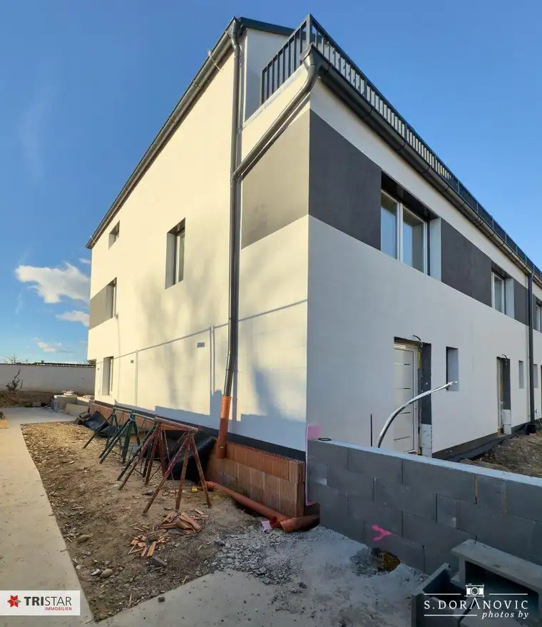 NEU! ++ KEIN BAURECHT, KEINE PACHT ++ ZIEGELMASSIV ++ BEZUGSFERTIG ++ 12 REIHENHÄUSER &amp; 2 EINZELHÄUSER ++ 2 PKW-STELLPLÄTZE PRO HAUS ++ GARTEN &amp; TERRASSE ++ SCHLÜSSELFERTIG ++ FISCHAMEND ++