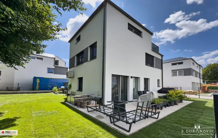 NEU! ++ ZIEGELMASSIV ++ BEZUGSFERTIG ++ 12 REIHENHÄUSER ++ 2 PKW-STELLPLÄTZE PRO HAUS ++ GARTEN &amp; TERRASSE ++ SCHLÜSSELFERTIG ++ FISCHAMEND ++
