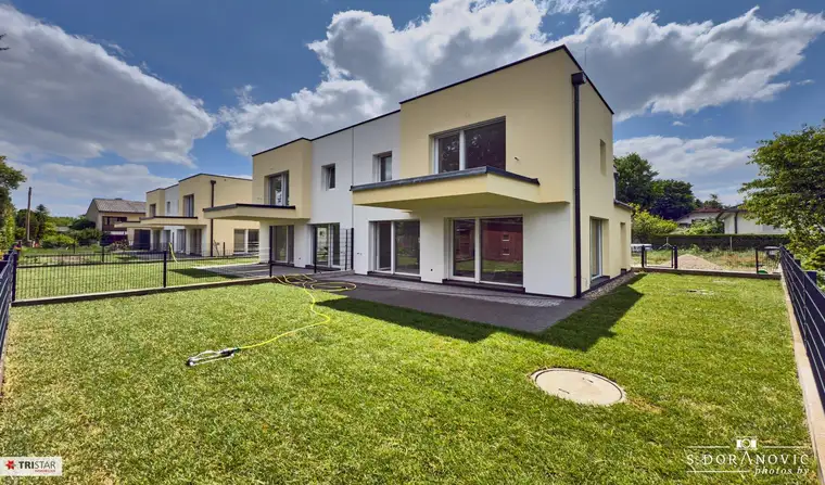NEU! ++ ERSTBEZUG / ZIEGELMASSIV / SCHÜSSELFERTIG ++ 152,50 m² ++ 5 ZIMMER + 2 BALKONE + TERRASSE + EIGENGARTEN + 2 PKW Stellplätze ++