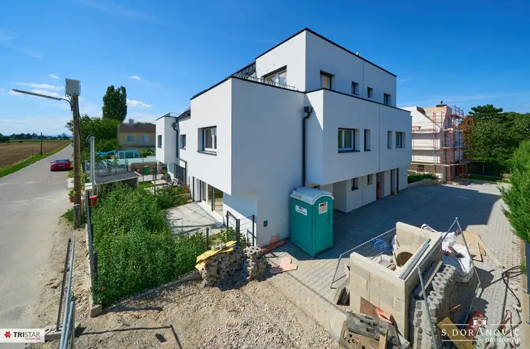 NEU! ++ 2 EINFAMILIENHÄUSER ++ 4 DOPPELHAUSHÄLFTEN ++ SCHLÜSSELFERTIG ++ BAUJAHR 2025 ++ 1220 WIEN ++