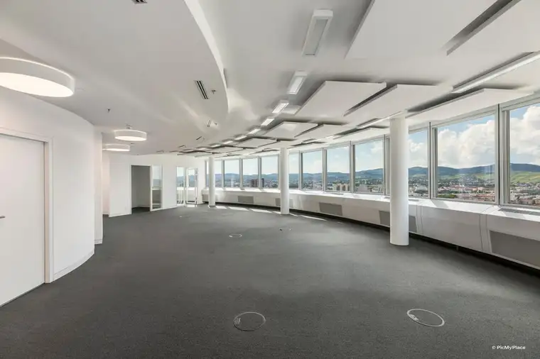 Hochwertige Büroflächen im Millennium Tower