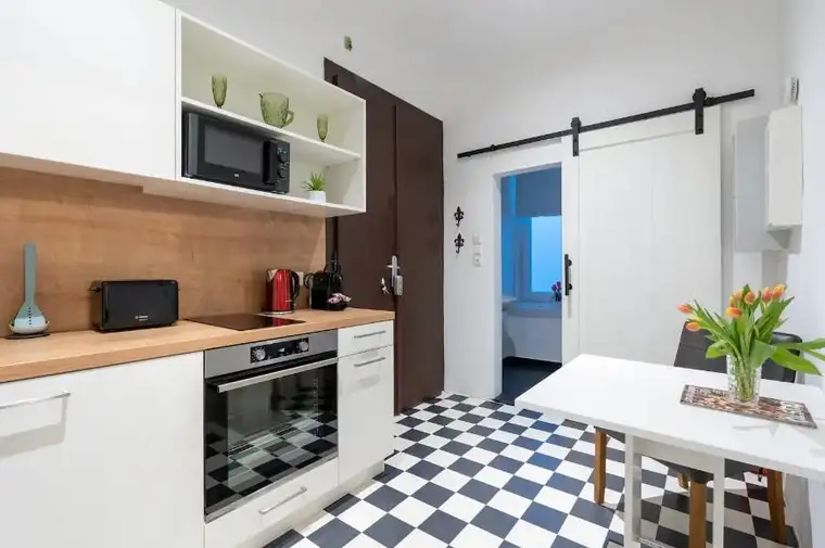 Beherbergungsstätte mit 3 Apartments bei Hundertwasserhaus
