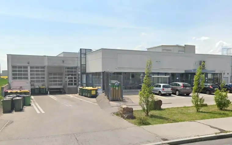 Moderne Betriebsstätte für Produktion und Logistik (Food) in Top-Lage!