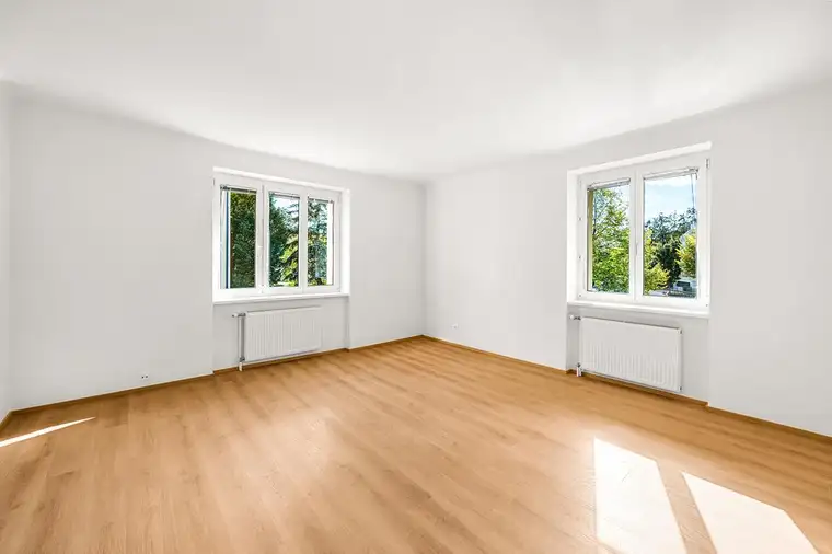 Traumhafte 3-Zimmer Wohnung mit Stellplatz, Nähe Gloriette, provisionsfrei direkt vom Eigentümer