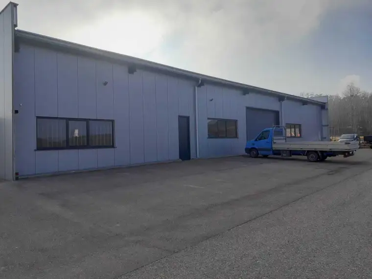 Verkauf einer Gewerbehalle in OÖ/Aichkirchen-Pisdorf