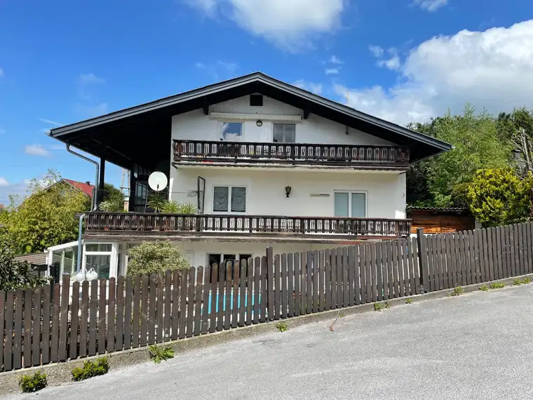 Haus mit 3 Wohneinheiten in sonniger Anhöhe in Puch bei Hallein zu verkaufen!