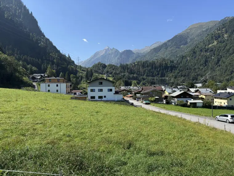 Sonniges Baugrundstück in bester Lage von Kaprun