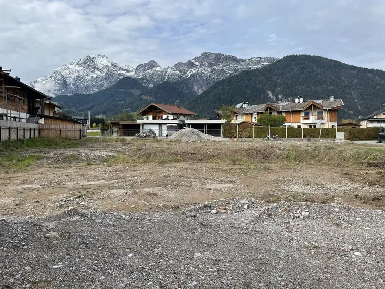 Zum Verkauf steht ein Grundstück in Saalfelden Ortsteil Uttenhofen