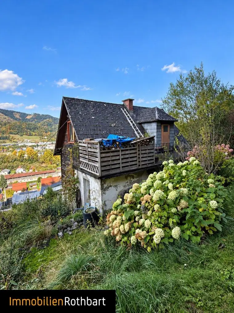 Häuschen mit Grund