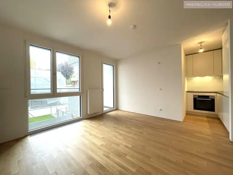 Hochwertig ausgestattete Neubauwohnung mit hofseitigem Balkon!!!