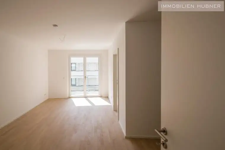 Moderne 2-Zimmer Wohnung mit hochwertiger Ausstattung (Kaiserstraße/ Ecke Neustiftgasse)