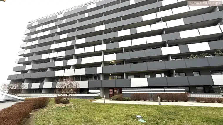 Moderne CITYGATE-Wohnung in U1-Nähe!!! Sensationelle 16,55m² Außenfläche!!!