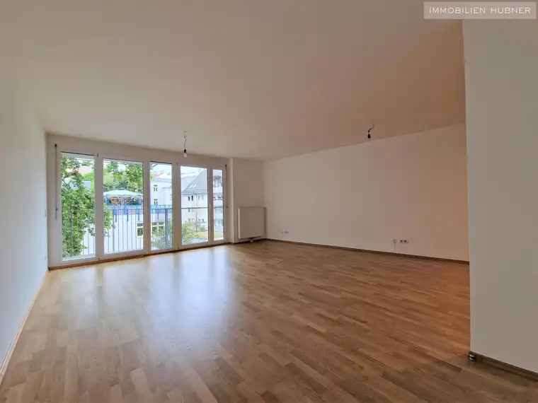 Schöne 3 Zimmer Neubauwohnung mit 5m² Balkon