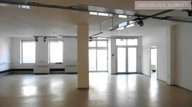 Büro mit eigenem Straßenzugang ++ Nähe U2 und U4 Schottentor