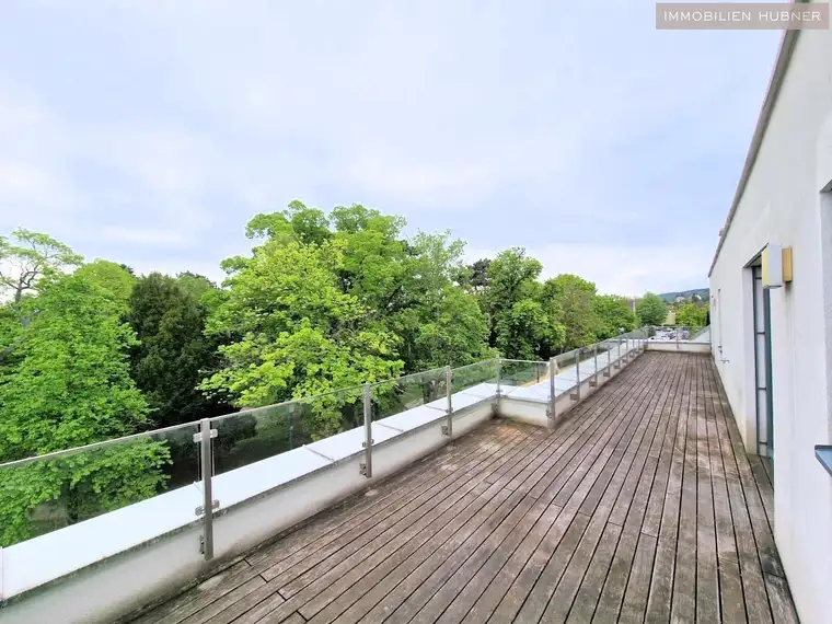 Maria Enzersdorf - Schlosspark!!! Stylische Neubauwohnung MEGA Dachterrasse!!
