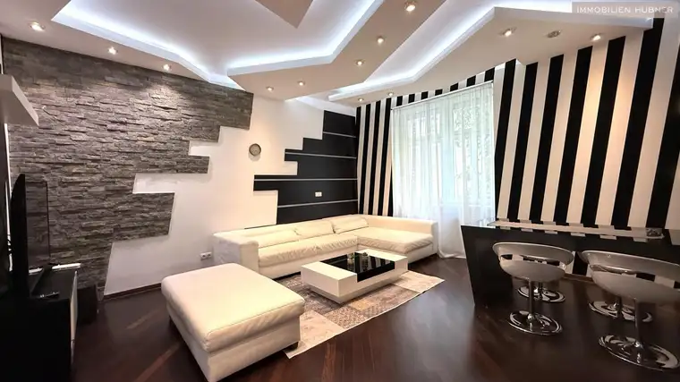 Vollmöblierte DESIGNER-WOHNUNG / bei Bedarf mit Garagenplatz