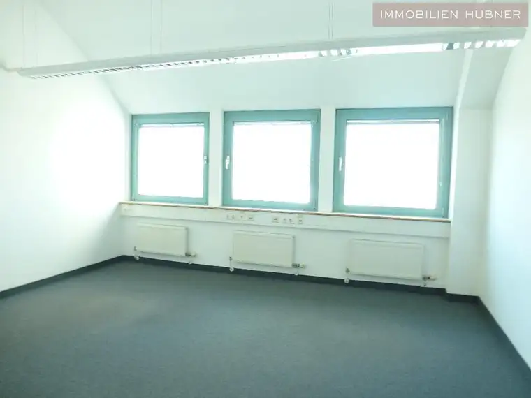 Nordbahnstraße: Bürofläche Nähe Praterstern // mit Terrasse!!
