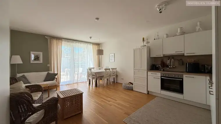 Moderne 4-Zimmer-Neubauwohnung mit 245m² EIGENGARTEN nahe Akademiepark