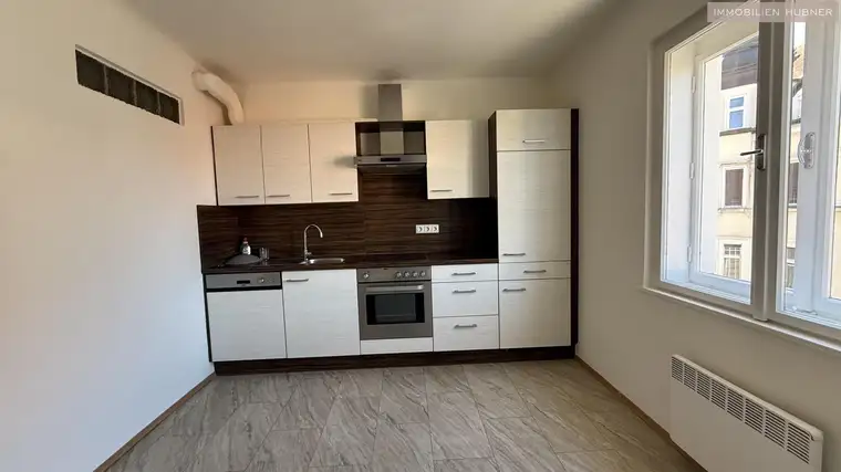 UNBEFRISTET!!! Single-Wohnung in bester Innenstadtlage (Fußgängerzone!!!)